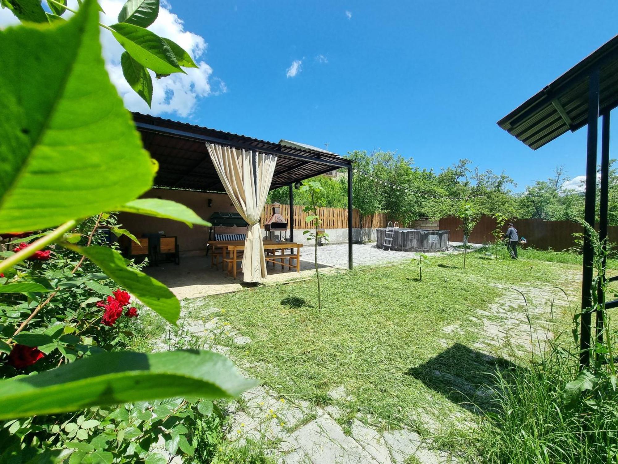 New Horizons , Apartment With 5 Bedrooms, Whole Apartment, Апартмент Целиком Dilijan Exteriör bild